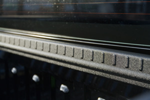 фотография Накладка на передний борт кузова со скотчем 3М L200 2015-2018 (V дорестайлинг) NM-158202
