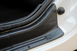 Накладки на внутренние пороги дверей задних дверей (2 шт.) Granta седан 2018- (I рестайлинг) NL-160422 фото