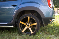фотография Накладки на колёсные арки (передний правый) Duster 2010-2014 (I поколение) NRD-026722