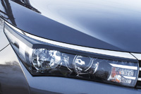 фотография Накладки на передние фары (реснички) Corolla (седан) 2012-2015 кузов 160, 170 RET-081500