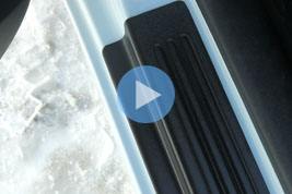 Накладки на внутренние пороги дверей Hyundai Solaris (хэтчбек)
